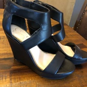 Jessica Simpson Wedges